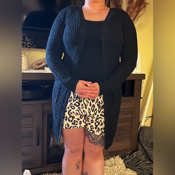 Black cardigan - Picture 5 of 6